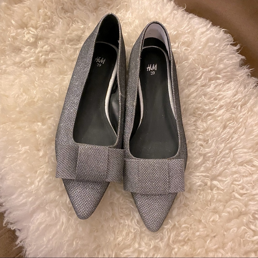 H&M silver flats with bow